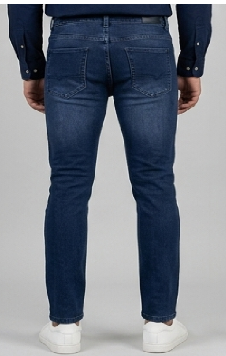 Men's Mildly Distressed Slim-Fit Narrow Jeans in Washed Blue